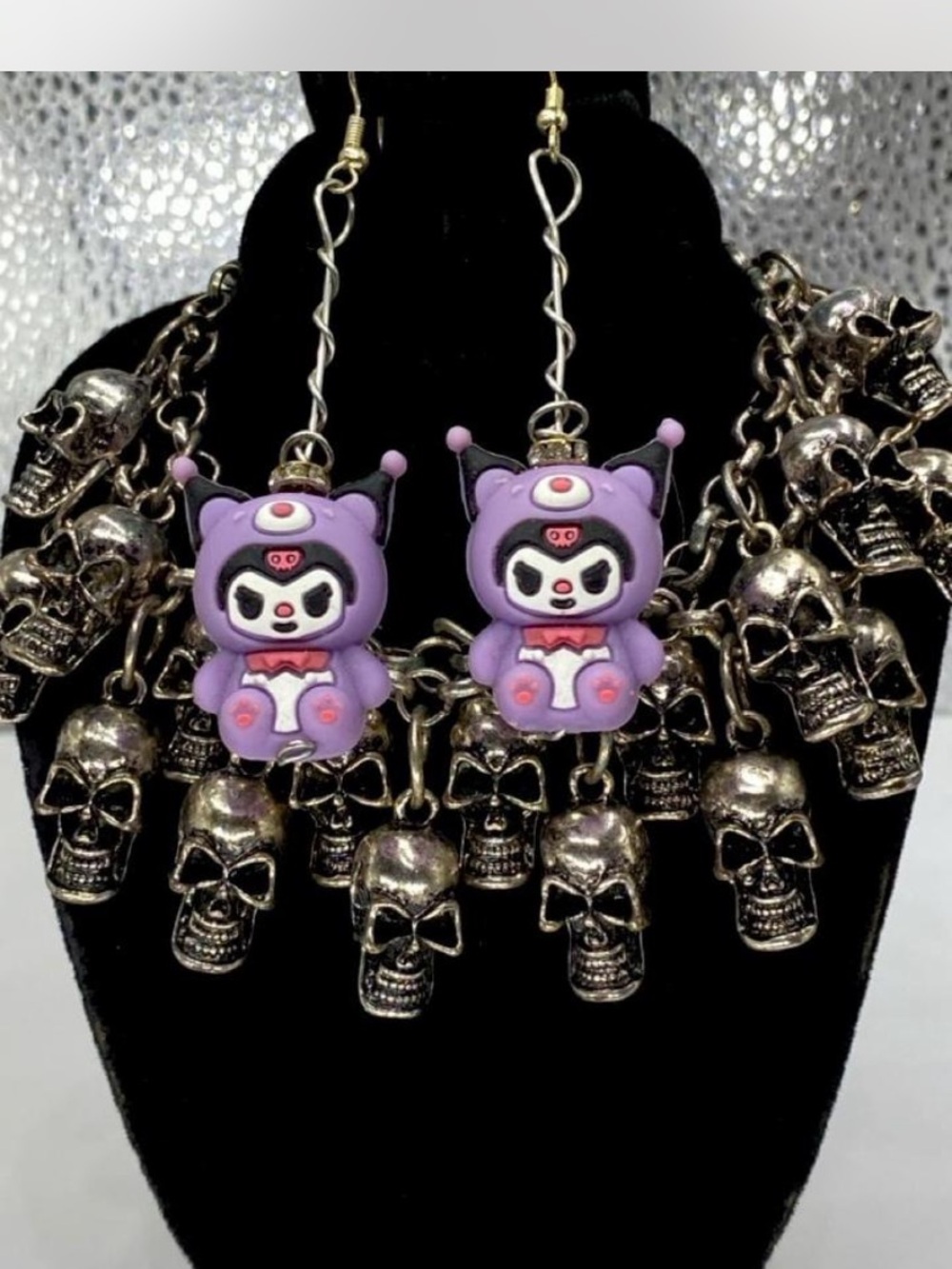 Ladies ^^^ Custom *** Skull charm Necklace / Earrings *^*